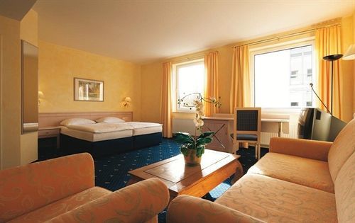 Hotel Ghotel & Living 4*